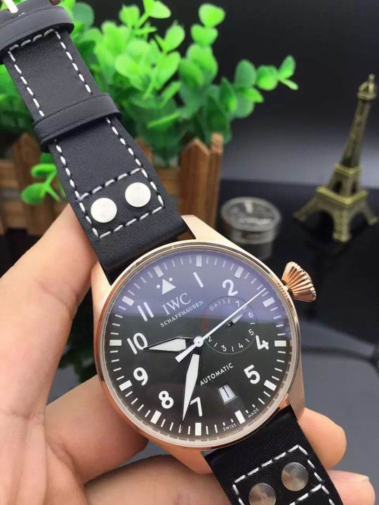 IWC watch man-478